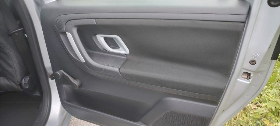 Škoda Roomster 1,9 TDI PD - Slika 19