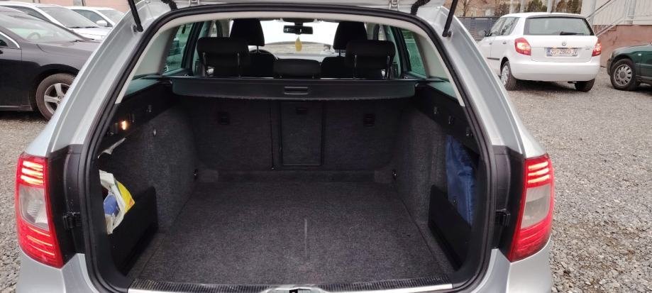 Škoda Superb Combi 1,6 TDI - Slika 13