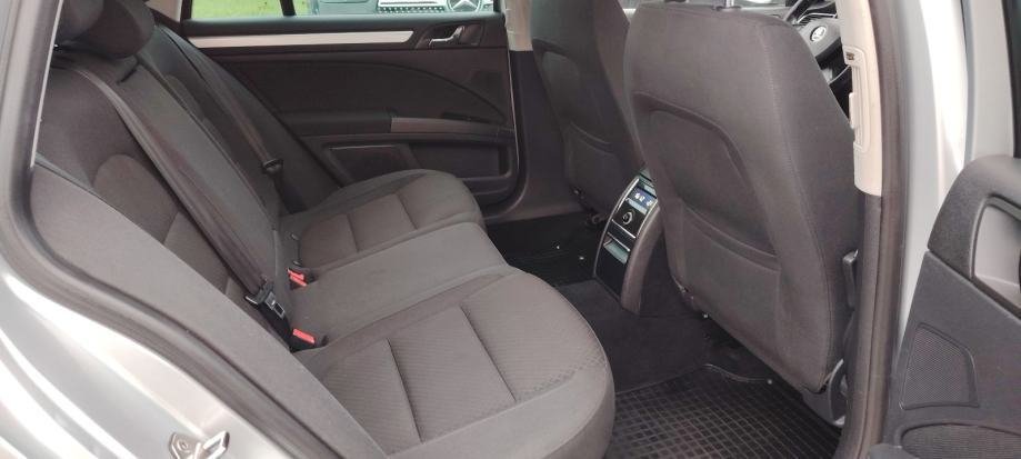 Škoda Superb Combi 1,6 TDI - Slika 11