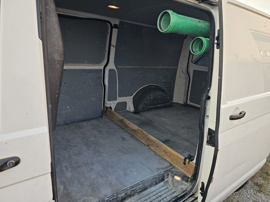 Volkswagen Transporter 2.0 TDI, DSG, 2014 - polovno vozilo na prodaju, autosalon Samobor i Strmec | Samo treba delati