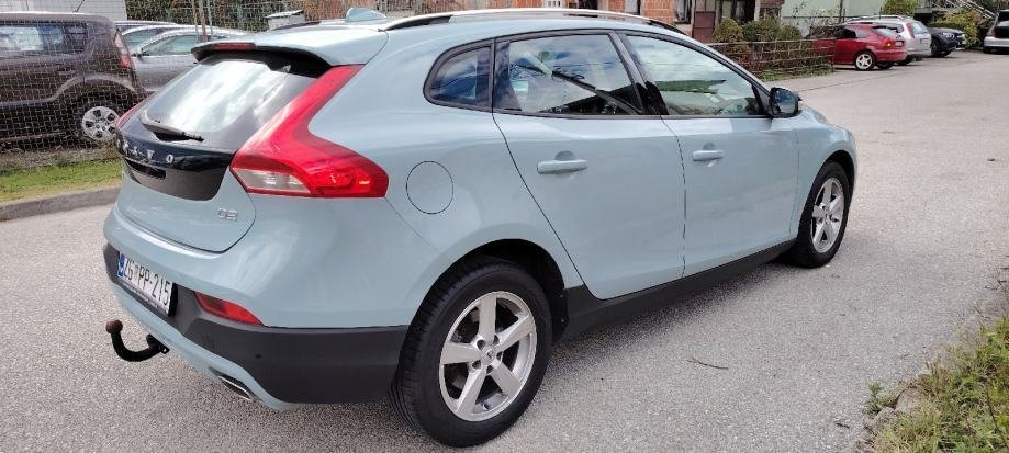Volvo V40 Cross Country 2,0D - polovno vozilo na prodaju, autosalon Samobor i Strmec | Samo treba delati