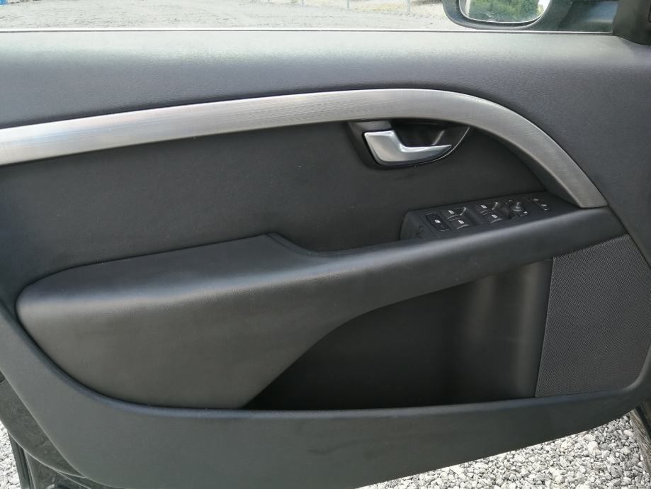 Volvo V70 1,6 D - polovno vozilo na prodaju, autosalon Samobor i Strmec | Samo treba delati