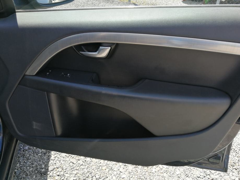 Volvo V70 1,6 D - polovno vozilo na prodaju, autosalon Samobor i Strmec | Samo treba delati