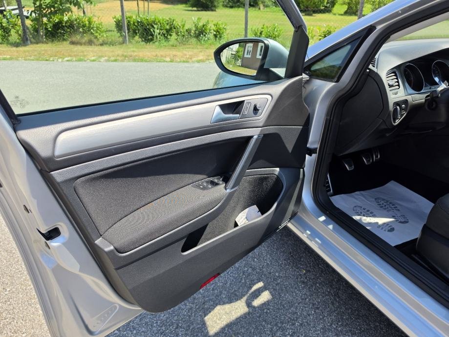 VW Golf 7 1,6 TDI - polovno vozilo na prodaju, autosalon Samobor i Strmec | Samo treba delati