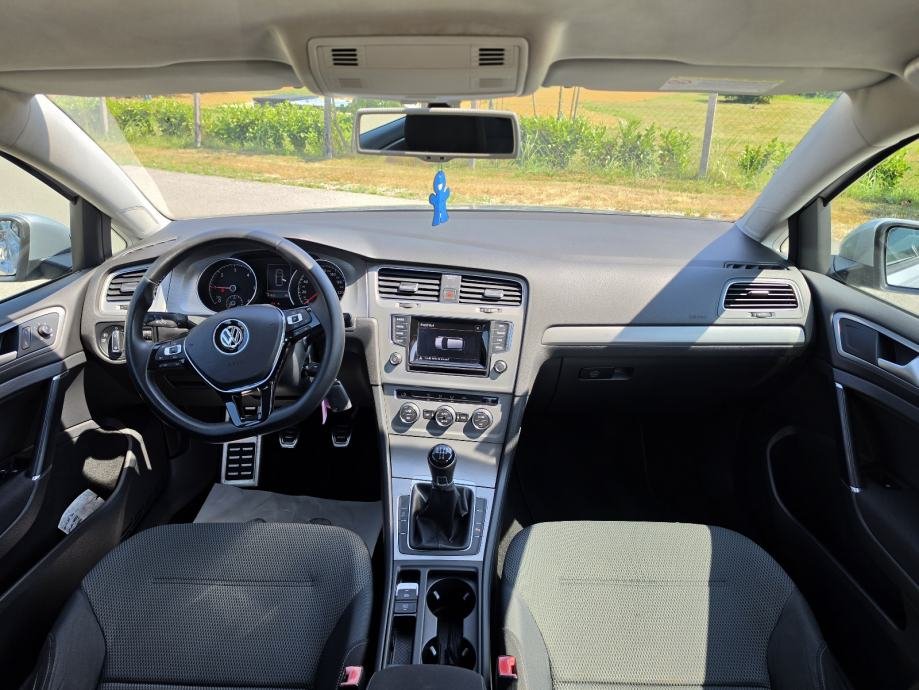 VW Golf 7 1,6 TDI - polovno vozilo na prodaju, autosalon Samobor i Strmec | Samo treba delati
