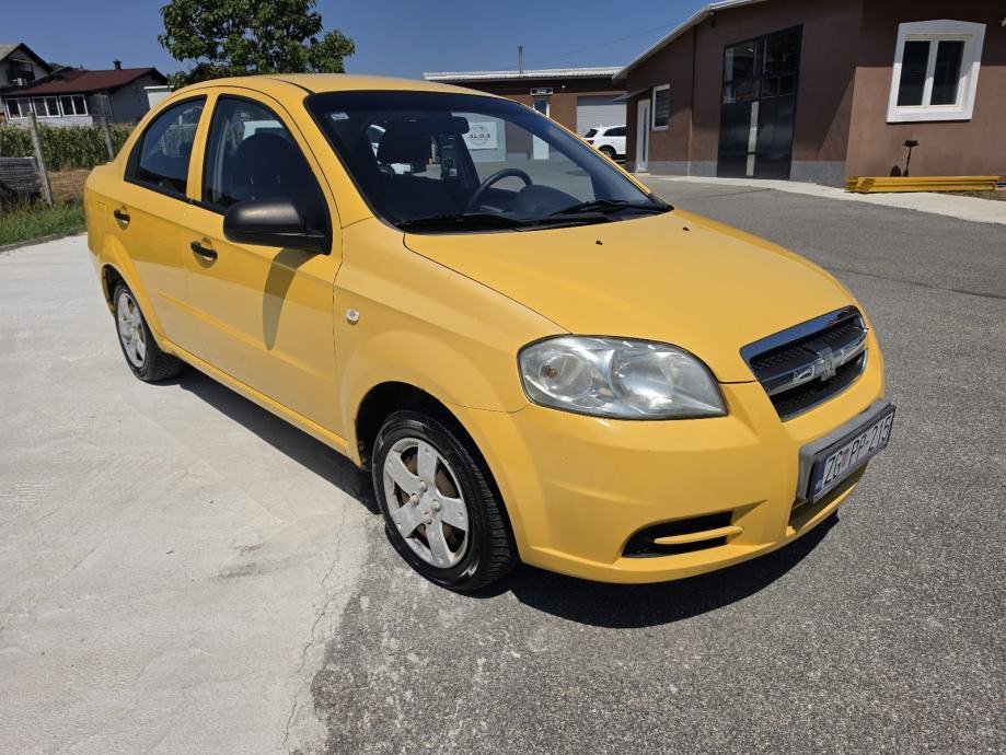 Chevrolet Aveo 1,4 16V - polovno vozilo na prodaju, autosalon Samobor i Strmec | Samo treba delati