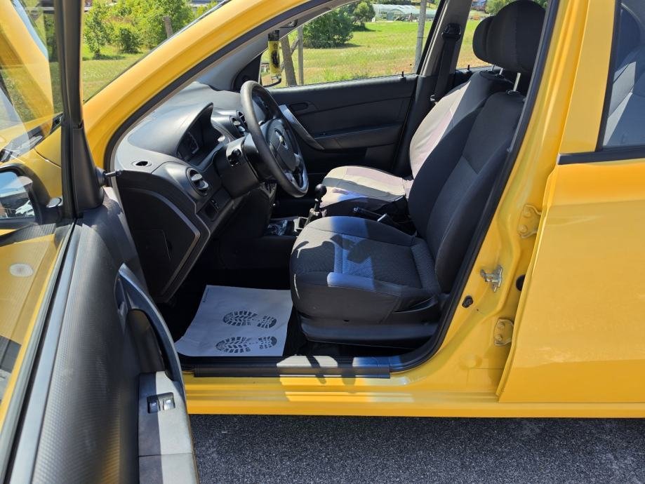 Chevrolet Aveo 1,4 16V - polovno vozilo na prodaju, autosalon Samobor i Strmec | Samo treba delati