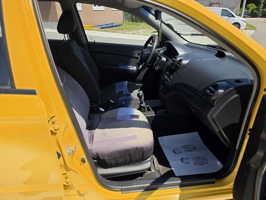 Chevrolet Aveo 1,4 16V - polovno vozilo na prodaju, autosalon Samobor i Strmec | Samo treba delati