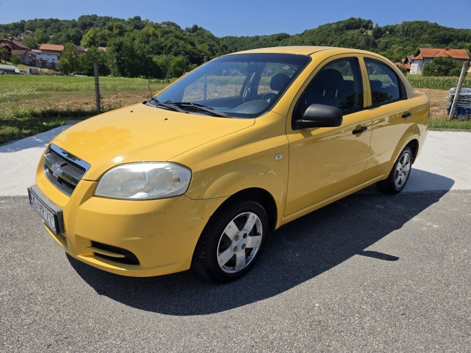 Chevrolet Aveo 1,4 16V - polovno vozilo na prodaju, autosalon Samobor i Strmec | Samo treba delati