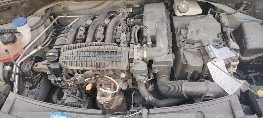 Citroën C3 1,0 VTi – motorni prostor
