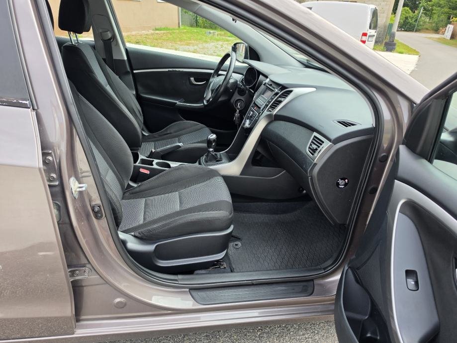 Hyundai i30 1,4 16V - polovno vozilo na prodaju, autosalon Samobor i Strmec | Samo treba delati