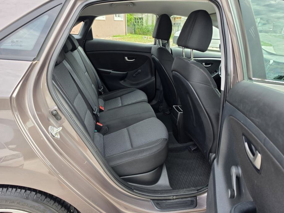 Hyundai i30 1,4 16V - polovno vozilo na prodaju, autosalon Samobor i Strmec | Samo treba delati