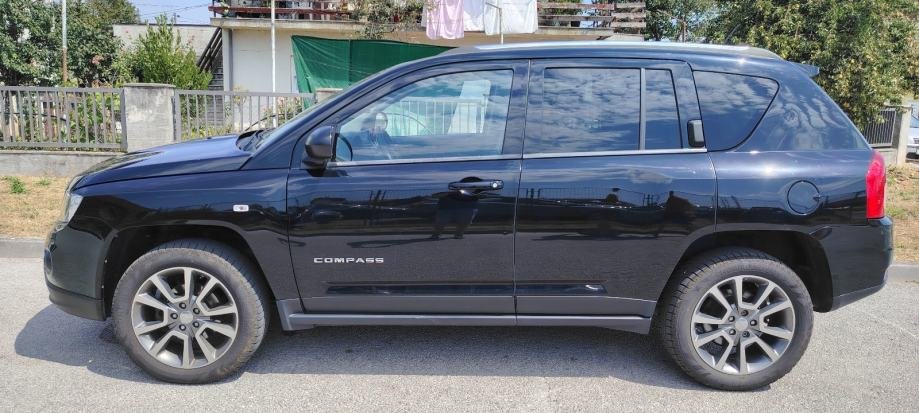 Jeep Compass 2,2 CRD 4X4 - polovno vozilo na prodaju, autosalon Samobor i Strmec | Samo treba delati