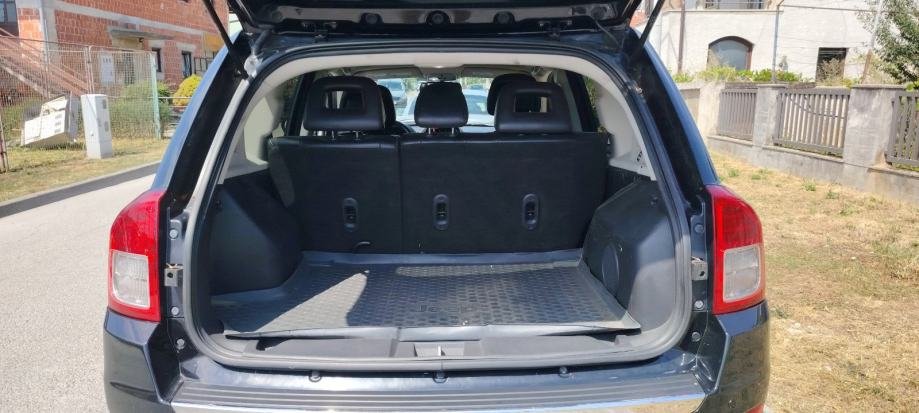 Jeep Compass 2,2 CRD 4X4 - polovno vozilo na prodaju, autosalon Samobor i Strmec | Samo treba delati