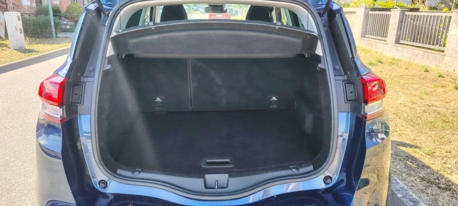 Renault Scenic 1,3 TCe - polovno vozilo na prodaju, autosalon Samobor i Strmec | Samo treba delati