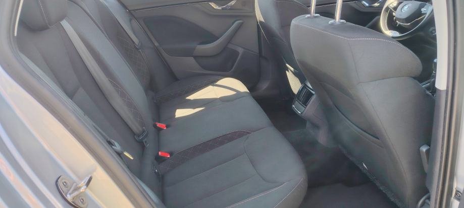 Škoda Kamiq 1,0 TSI – stražnja sjedala