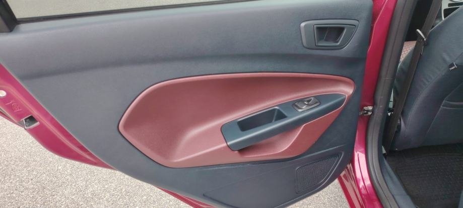 Ford Fiesta 1,4 TDCI REGISTRIRAN DO 8/2027 - polovno vozilo na prodaju, autosalon Samobor | Samo treba delati