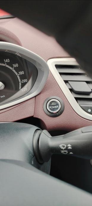 Ford Fiesta 1,4 TDCI REGISTRIRAN DO 8/2027 – instrument ploča