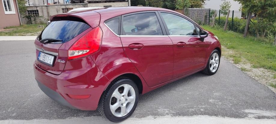 Ford Fiesta 1,4 TDCI REGISTRIRAN DO 8/2027 - polovno vozilo na prodaju, autosalon Samobor | Samo treba delati