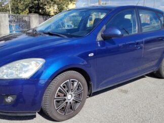Kia Ceed (cee'd) 1,6 EX Alu – prednji lijevi pogled