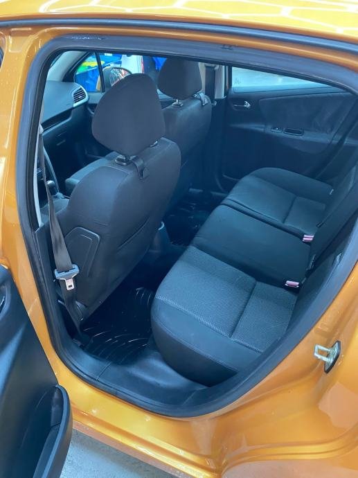 Peugeot 207 1,4 – stražnja sjedala