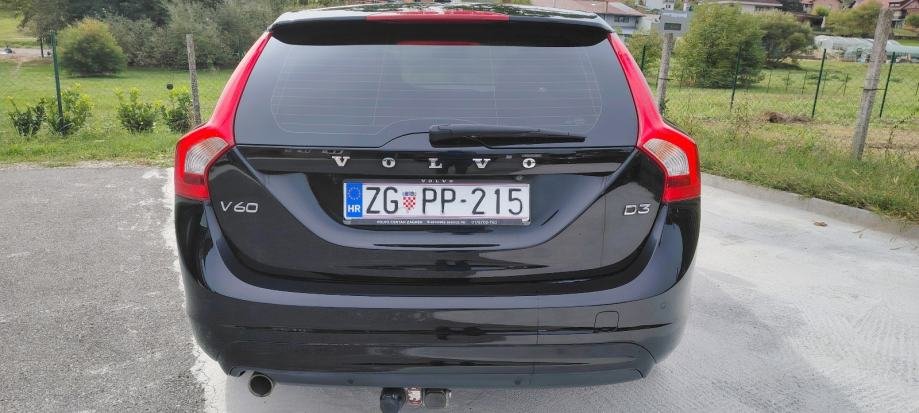 Volvo V60 D3 automatik 2.0 110kw - polovno vozilo na prodaju, autosalon Samobor | Samo treba delati