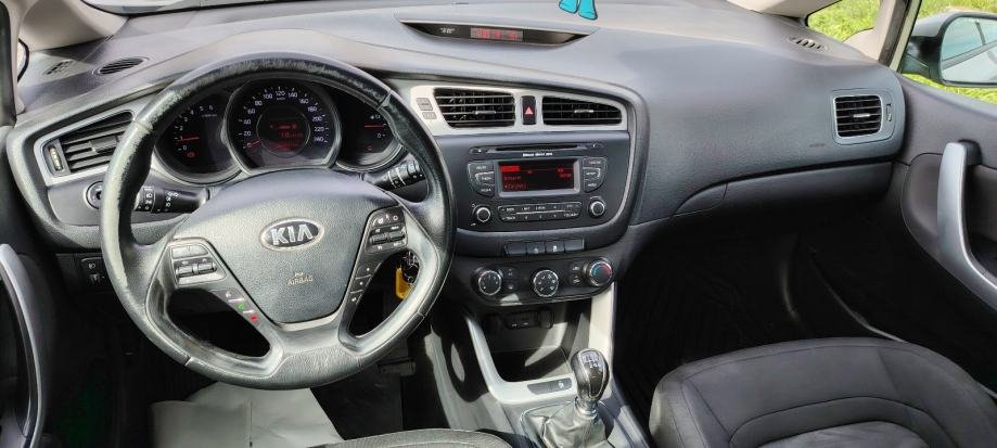 Kia Ceed (cee'd) 1,4 CRDi EX Alu REG 6/2027 - polovno vozilo na prodaju, autosalon Samobor | Samo treba delati