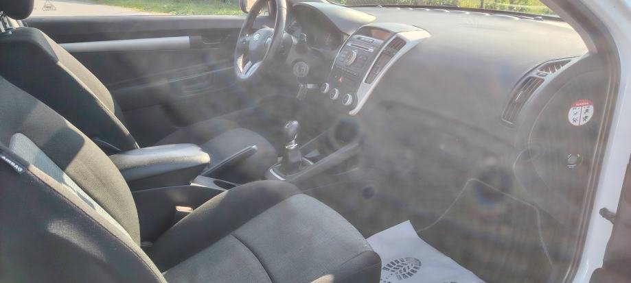 Kia Ceed (cee'd) 1,6 CRDi - polovno vozilo na prodaju, autosalon Samobor | Samo treba delati