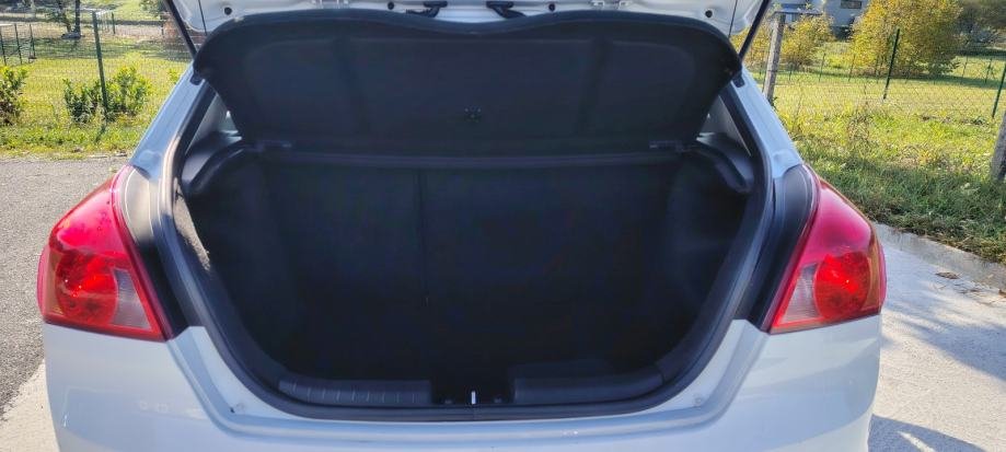 Kia Ceed (cee'd) 1,6 CRDi - polovno vozilo na prodaju, autosalon Samobor | Samo treba delati