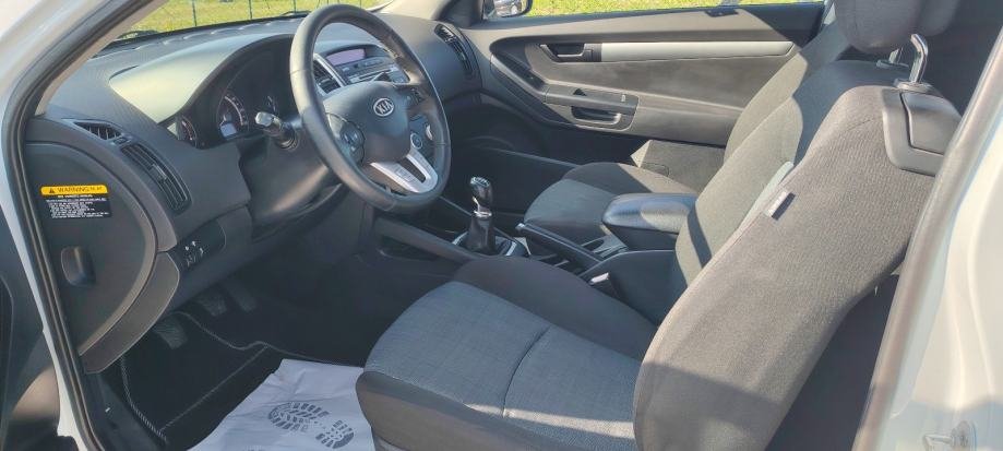 Kia Ceed (cee'd) 1,6 CRDi - polovno vozilo na prodaju, autosalon Samobor | Samo treba delati