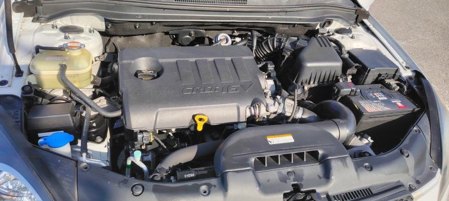 Kia Ceed (cee'd) 1,6 CRDi - polovno vozilo na prodaju, autosalon Samobor | Samo treba delati