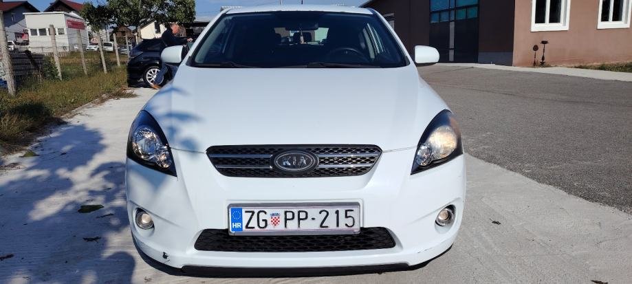 Kia Ceed (cee'd) 1,6 CRDi - polovno vozilo na prodaju, autosalon Samobor | Samo treba delati
