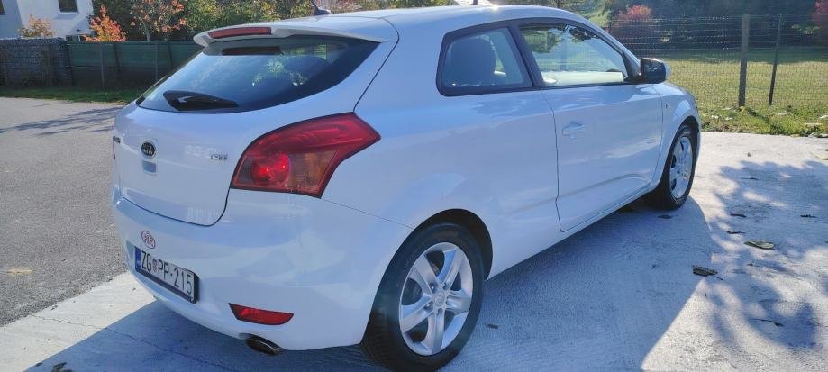 Kia Ceed (cee'd) 1,6 CRDi - polovno vozilo na prodaju, autosalon Samobor | Samo treba delati