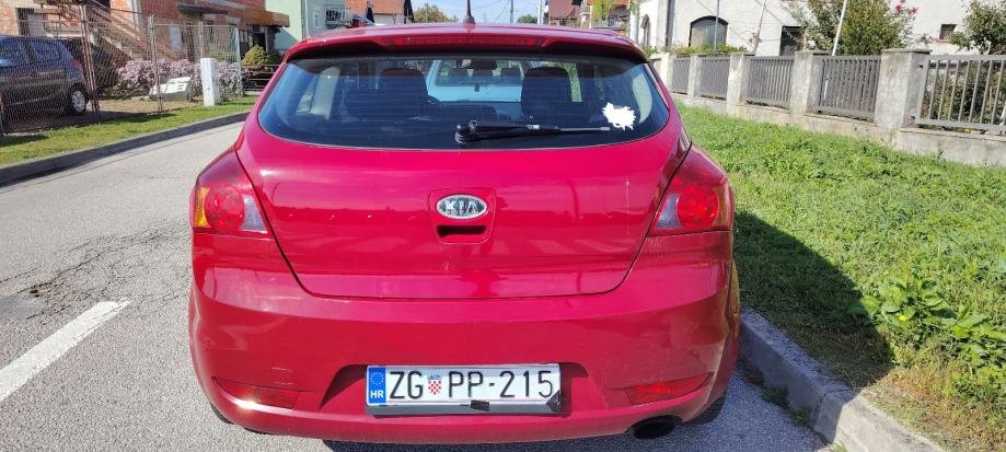 Kia Pro ceed 1,6 CRDi LX - polovno vozilo na prodaju, autosalon Samobor | Samo treba delati