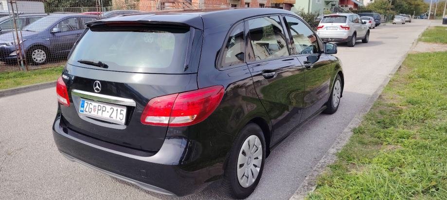Mercedes-Benz B-klasa 180 d - polovno vozilo na prodaju, autosalon Samobor | Samo treba delati