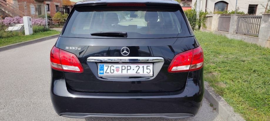 Mercedes-Benz B-klasa 180 d - polovno vozilo na prodaju, autosalon Samobor | Samo treba delati