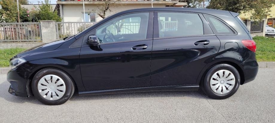 Mercedes-Benz B-klasa 180 d - polovno vozilo na prodaju, autosalon Samobor | Samo treba delati
