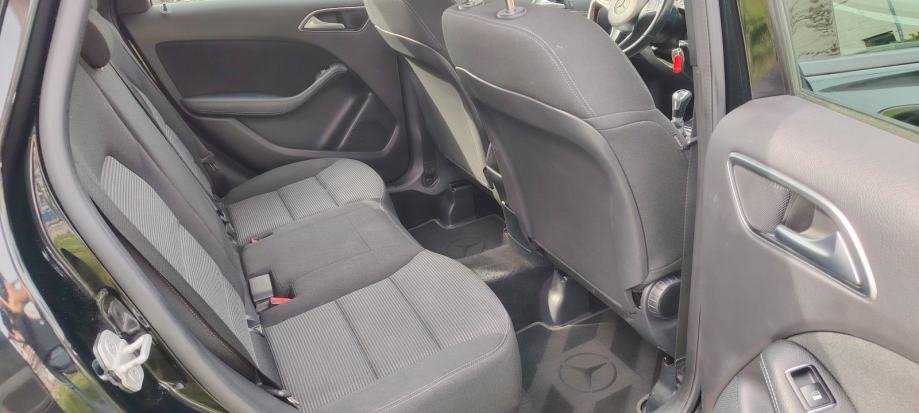 Mercedes-Benz B-klasa 180 d - polovno vozilo na prodaju, autosalon Samobor | Samo treba delati